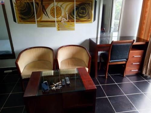 COCODY DANGA studio meublé